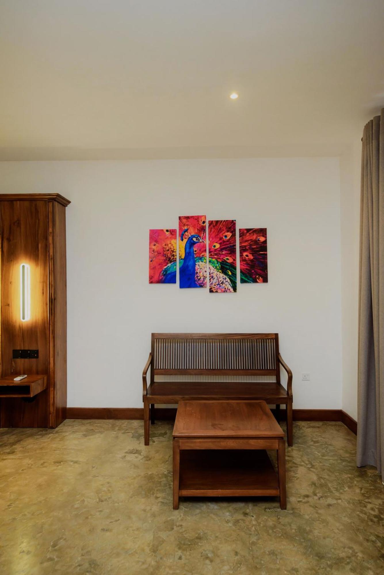 Hotel Refresh Blue Hikkaduwa Esterno foto