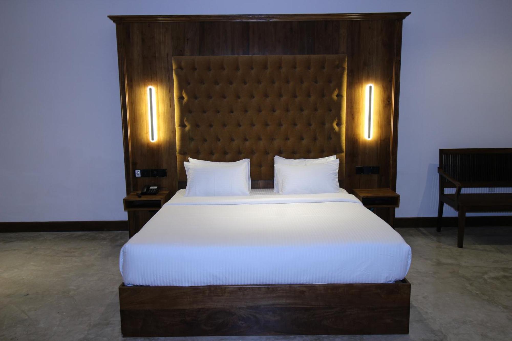 Hotel Refresh Blue Hikkaduwa Esterno foto
