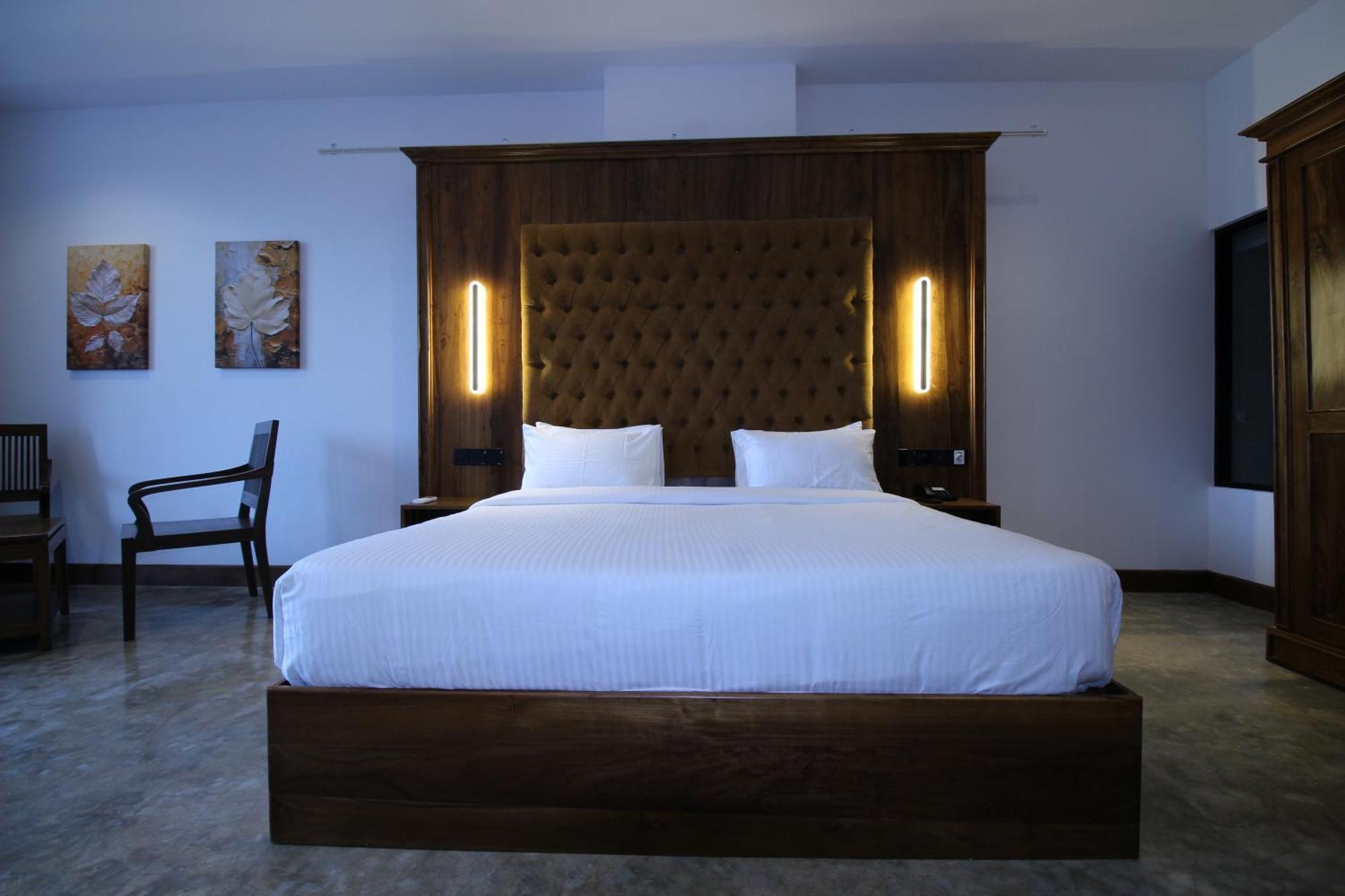 Hotel Refresh Blue Hikkaduwa Esterno foto