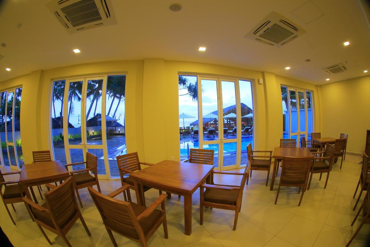 Hotel Refresh Blue Hikkaduwa Esterno foto